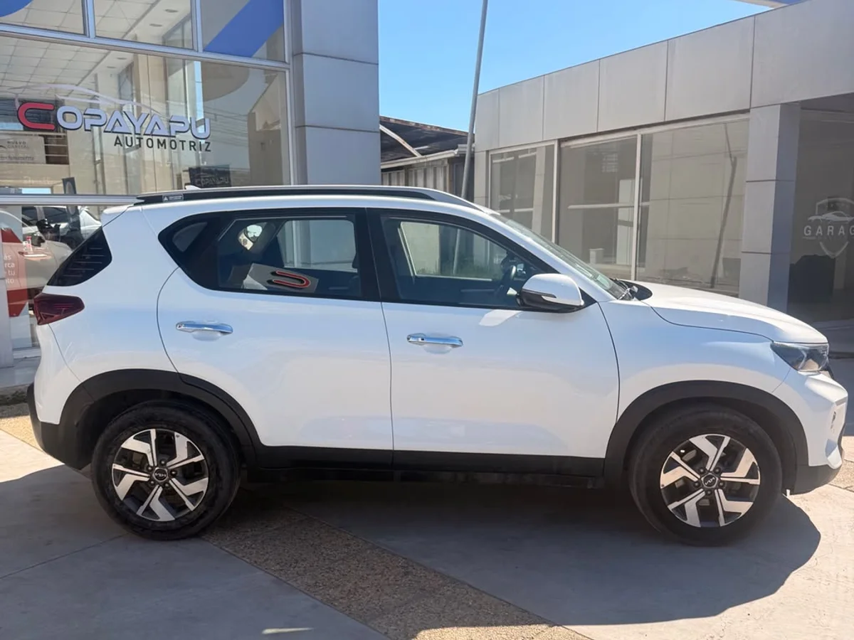 KIA SONET EX 2023 MT - Miniatura 3