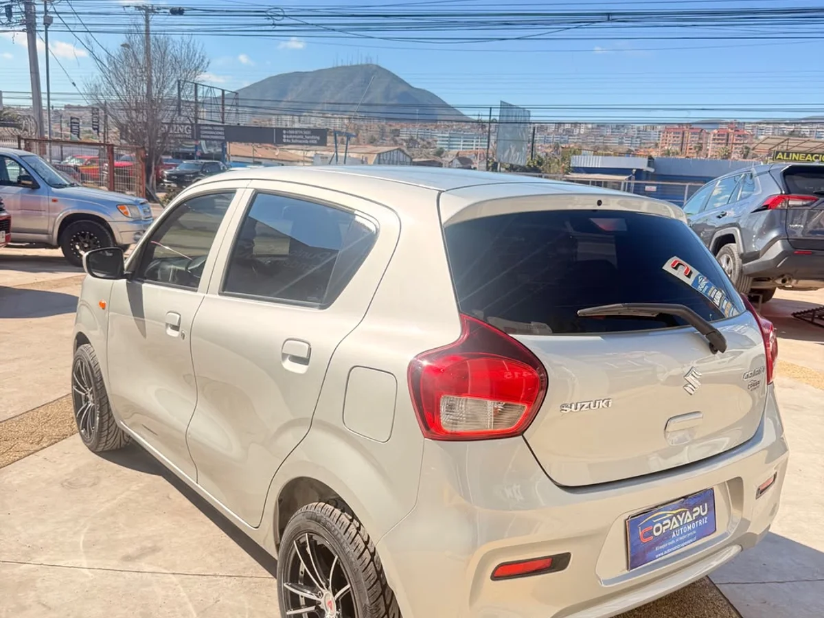 SUZUKI Celerio 1.0 GLX 2024 - Miniatura 5
