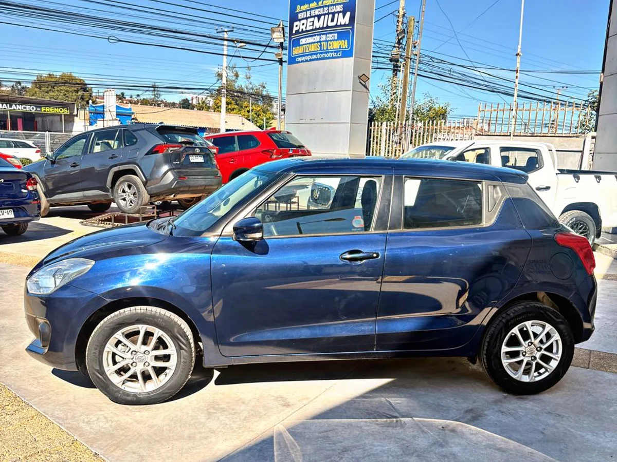 SUZUKI Swift 1.2L 2023 - Miniatura 3