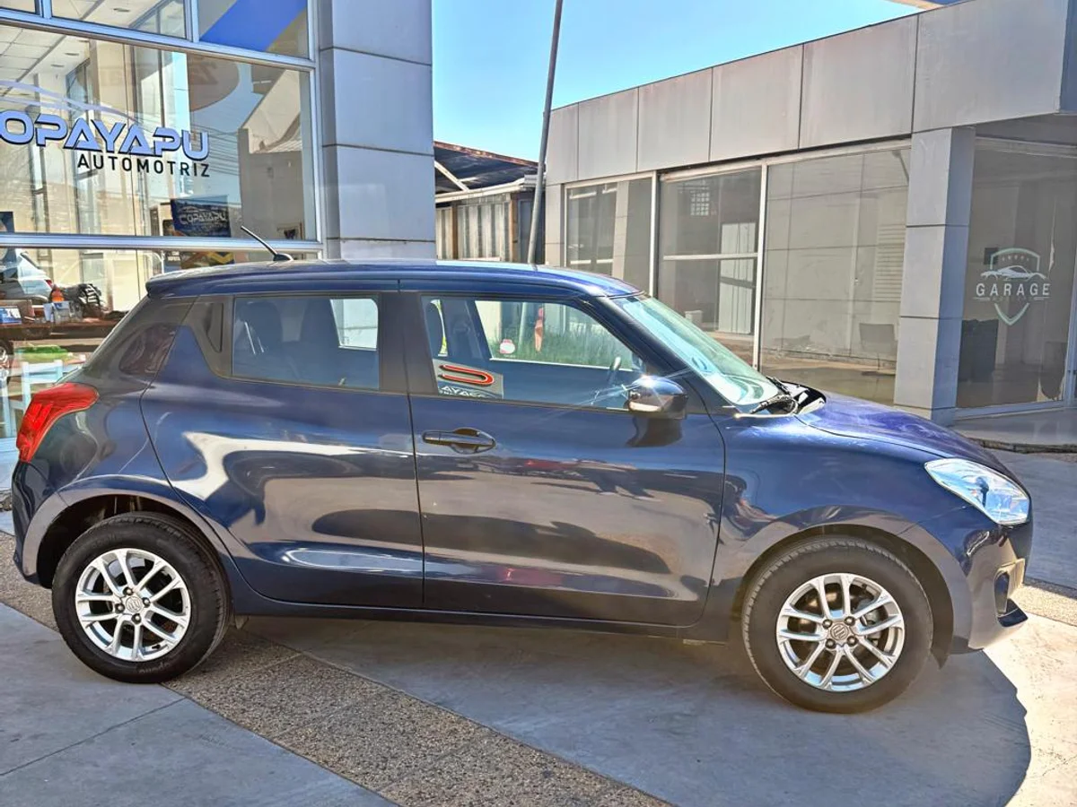 SUZUKI Swift 1.2L 2023 - Miniatura 5