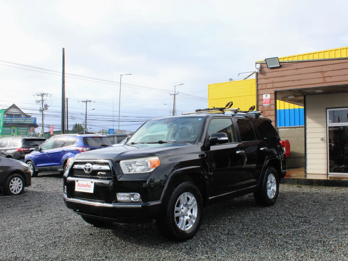 Toyota 4Runner — foto 2 de 14