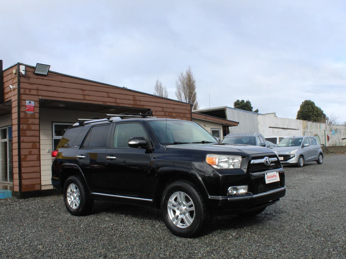Toyota 4Runner — foto 4 de 14