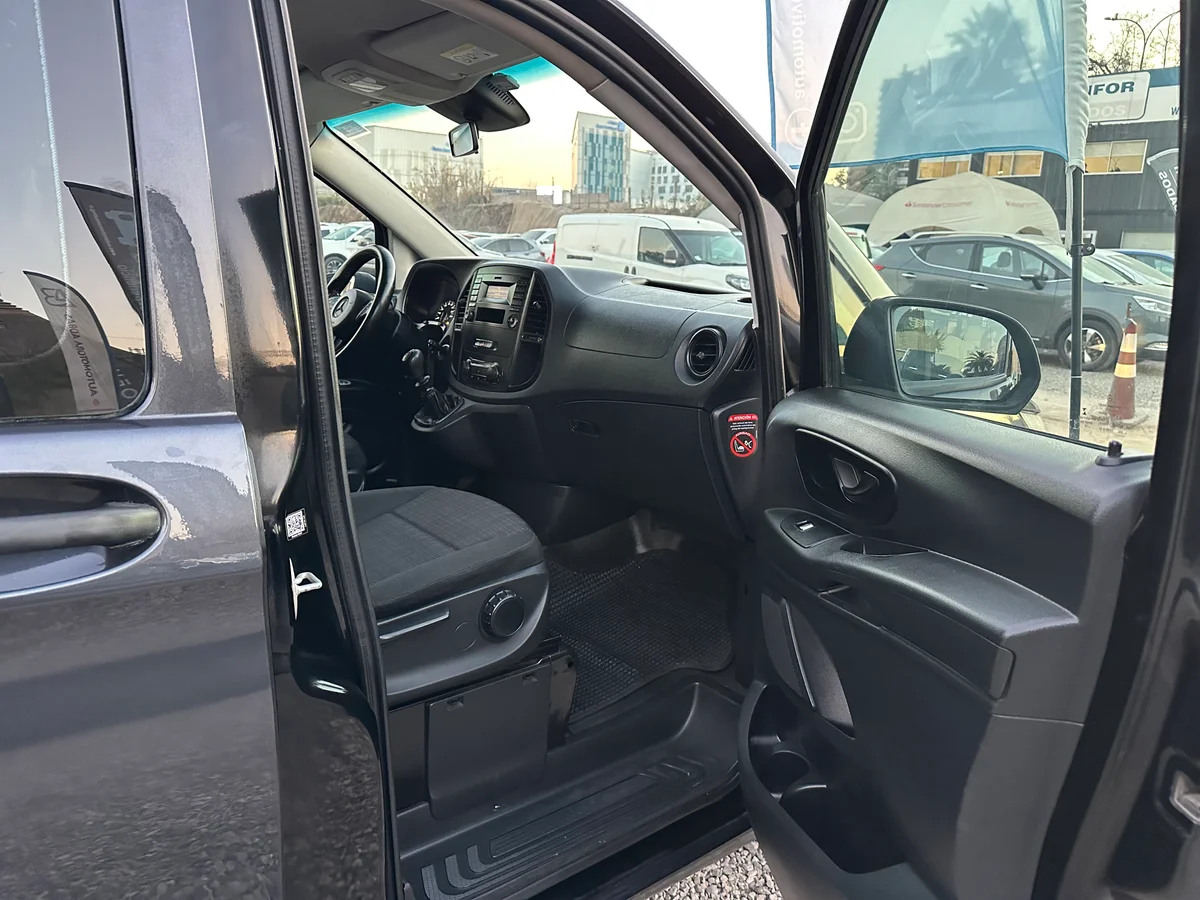 MERCEDES BENZ VITO 2.1 TOURER 114 CDI 9+1 DECRETO 80 2019 - Miniatura 22