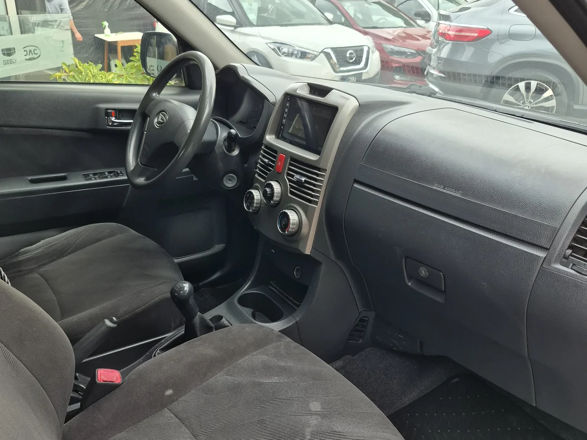 DAIHATSU Terios 1.5 2014 - Miniatura 9