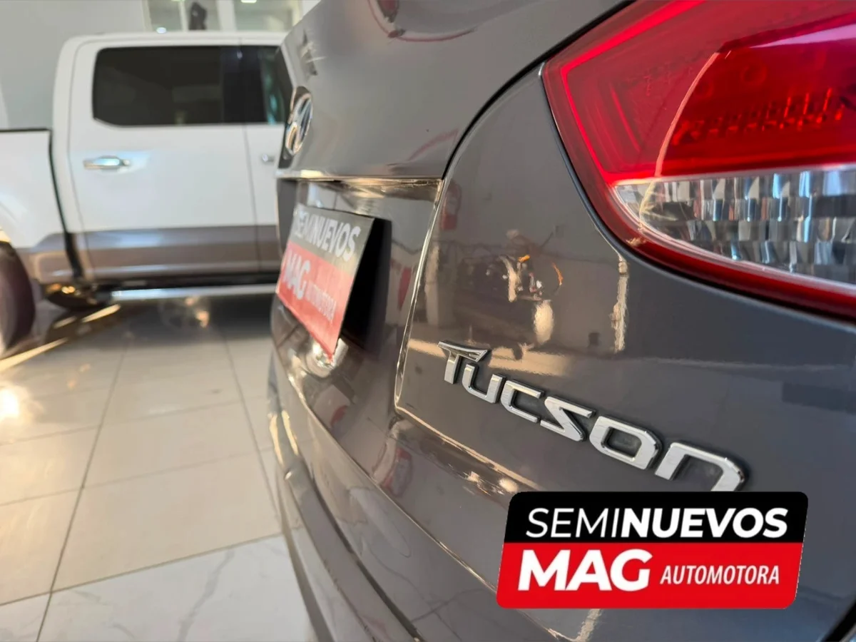 HYUNDAI Tucson GL 2.0 2013