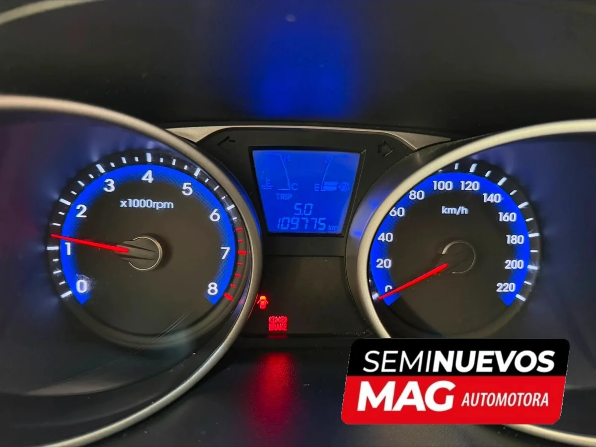 HYUNDAI Tucson GL 2.0 2013