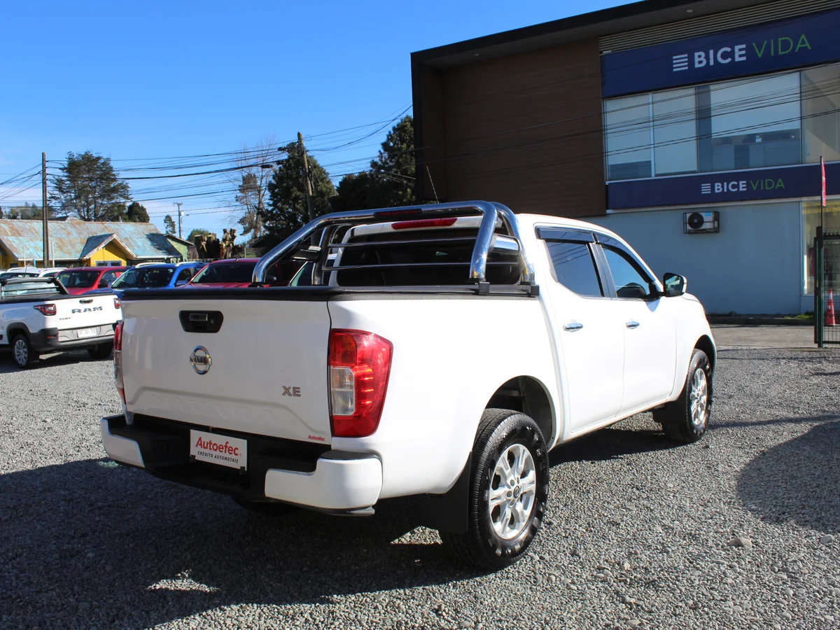 Nissan Navara 2.3D — foto 10 de 14