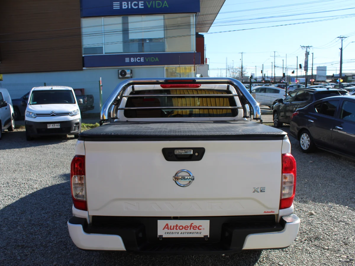 Nissan Navara 2.3D — foto 11 de 14