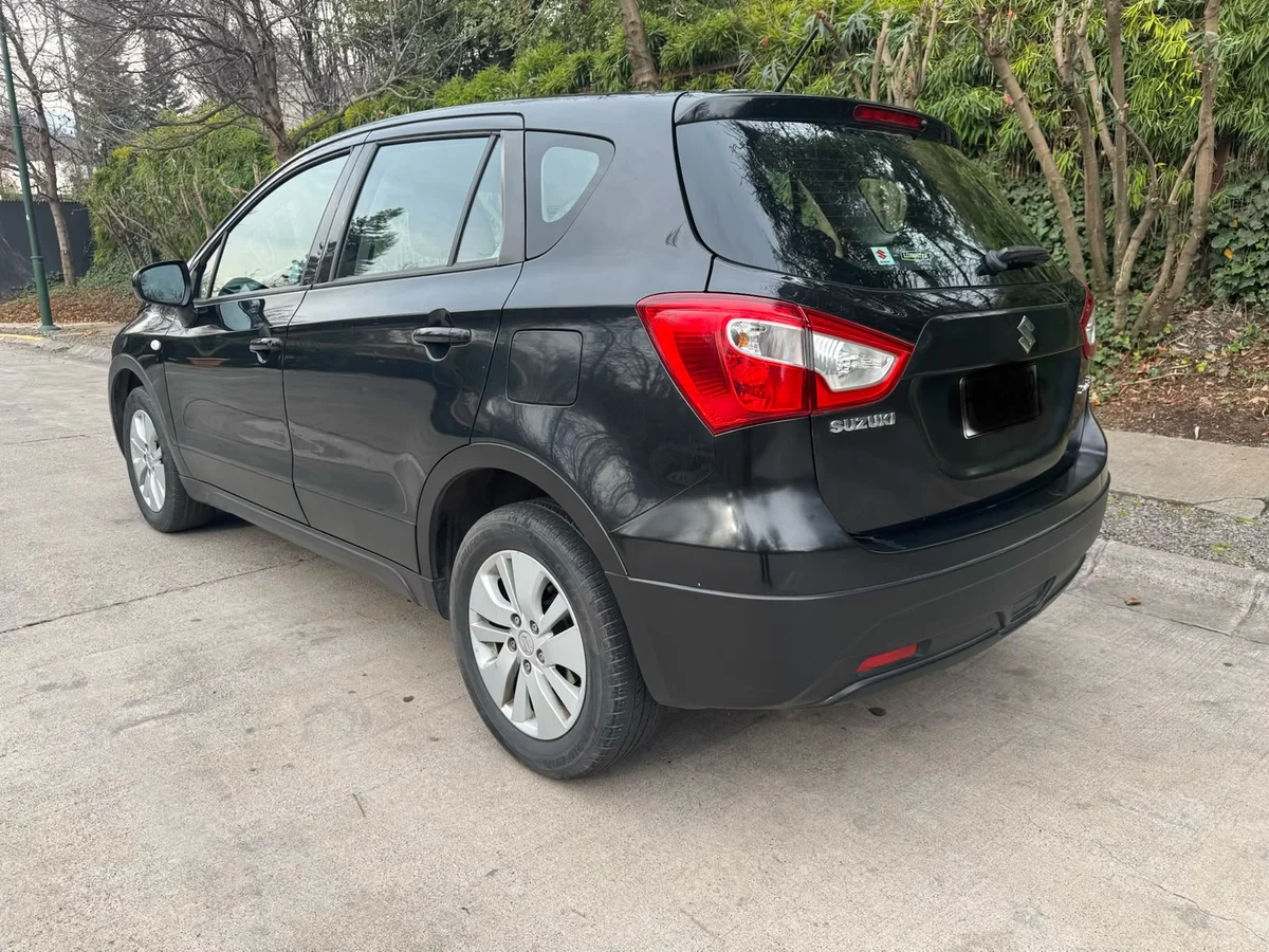 SUZUKI S CROSS 1.6L AUT GL HB AÑO 2016 - Miniatura 9