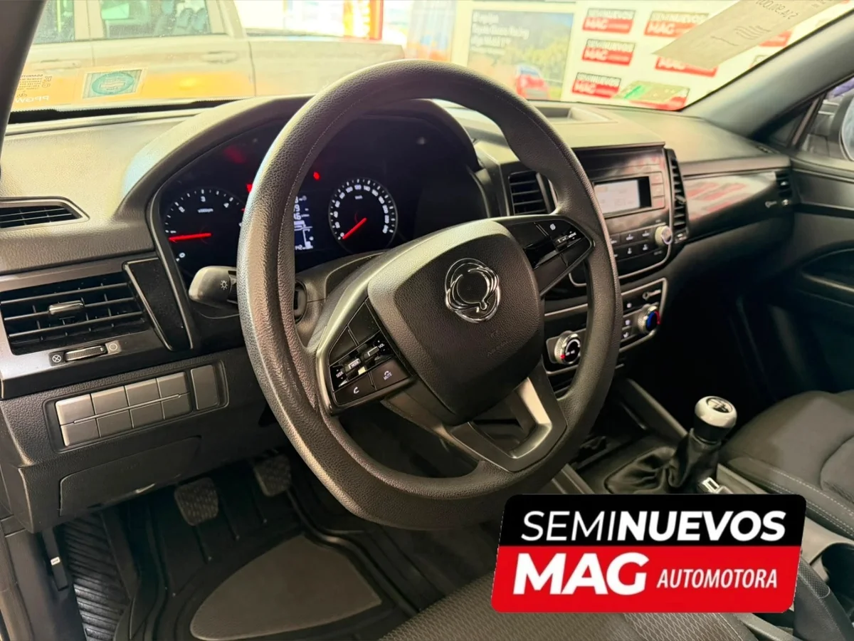 SSANGYONG MUSSO 4X4 2.2D 2019 - Miniatura 8