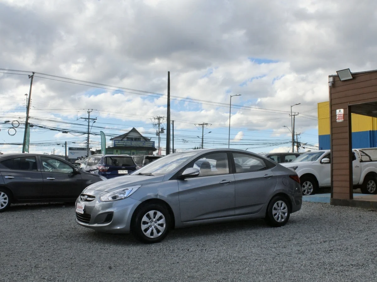 Hyundai Accent Rb