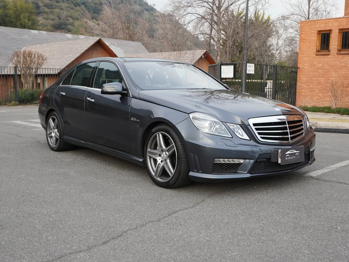 Mercedes Benz E 63 AMG Año 2011