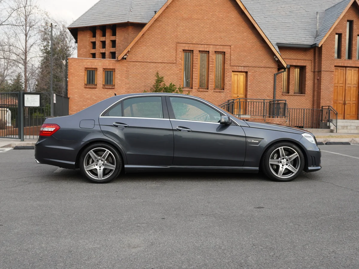 Mercedes Benz E 63 AMG Año 2011