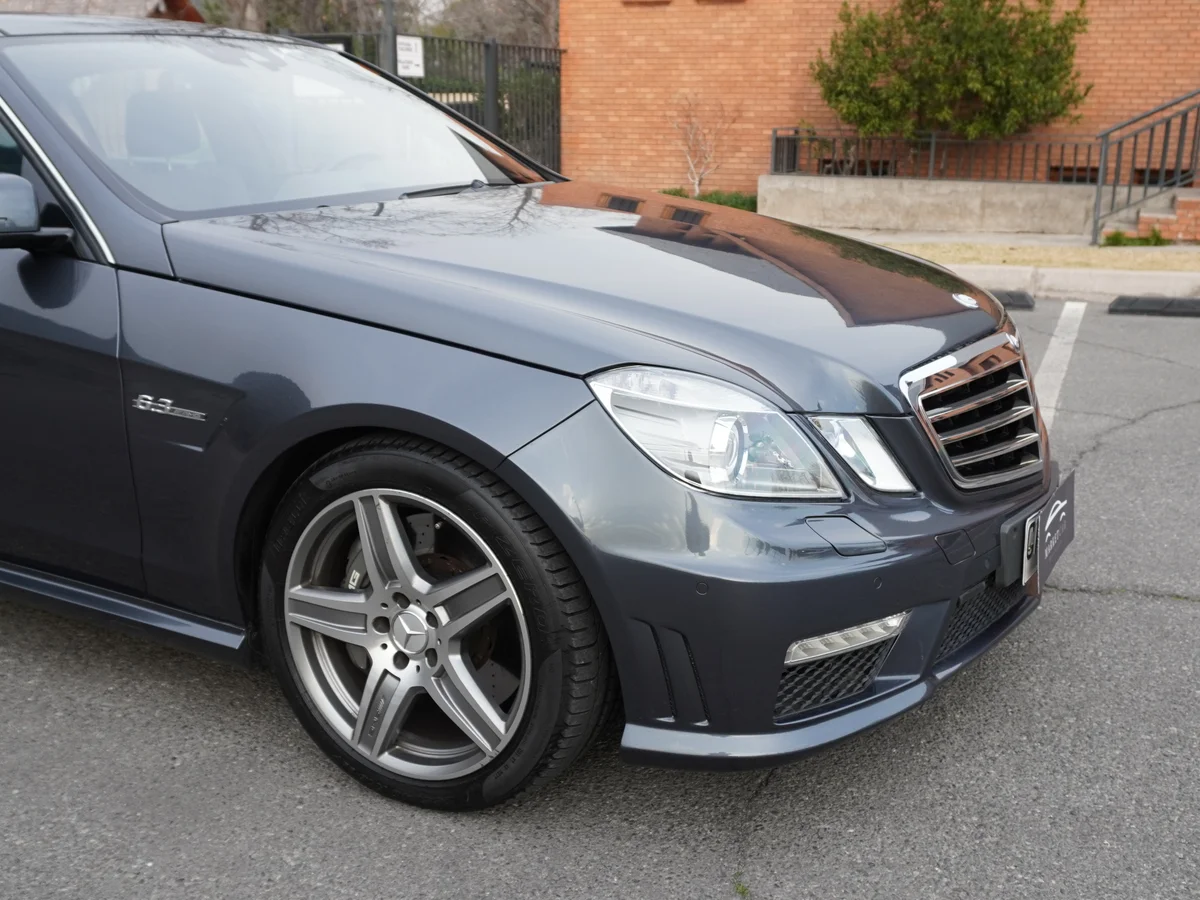 Mercedes Benz E 63 AMG Año 2011 miniatura 11