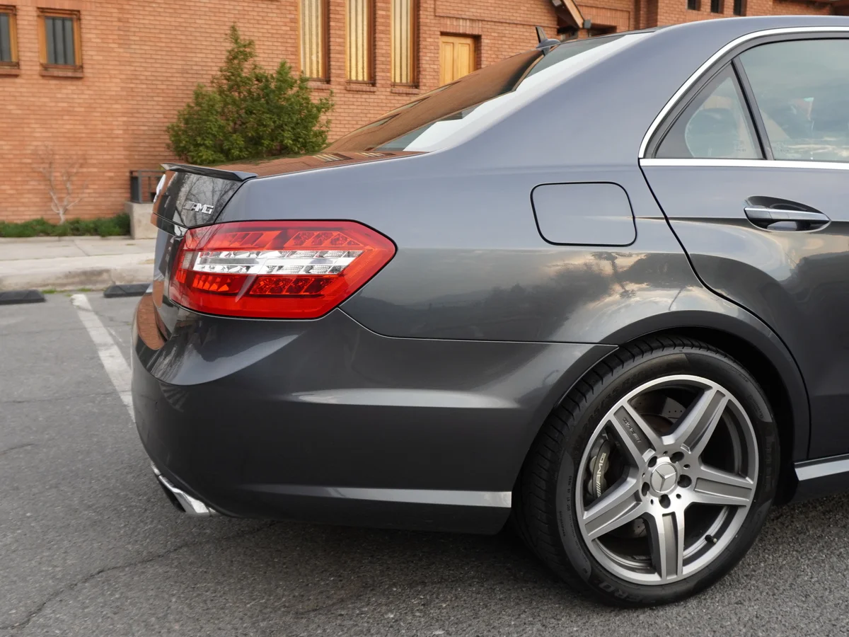 Mercedes Benz E 63 AMG Año 2011 miniatura 14