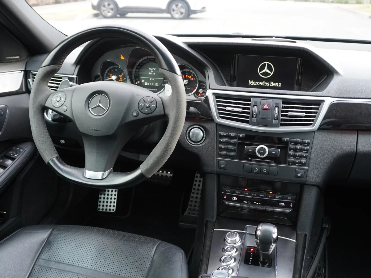 Mercedes Benz E 63 AMG Año 2011 miniatura 28