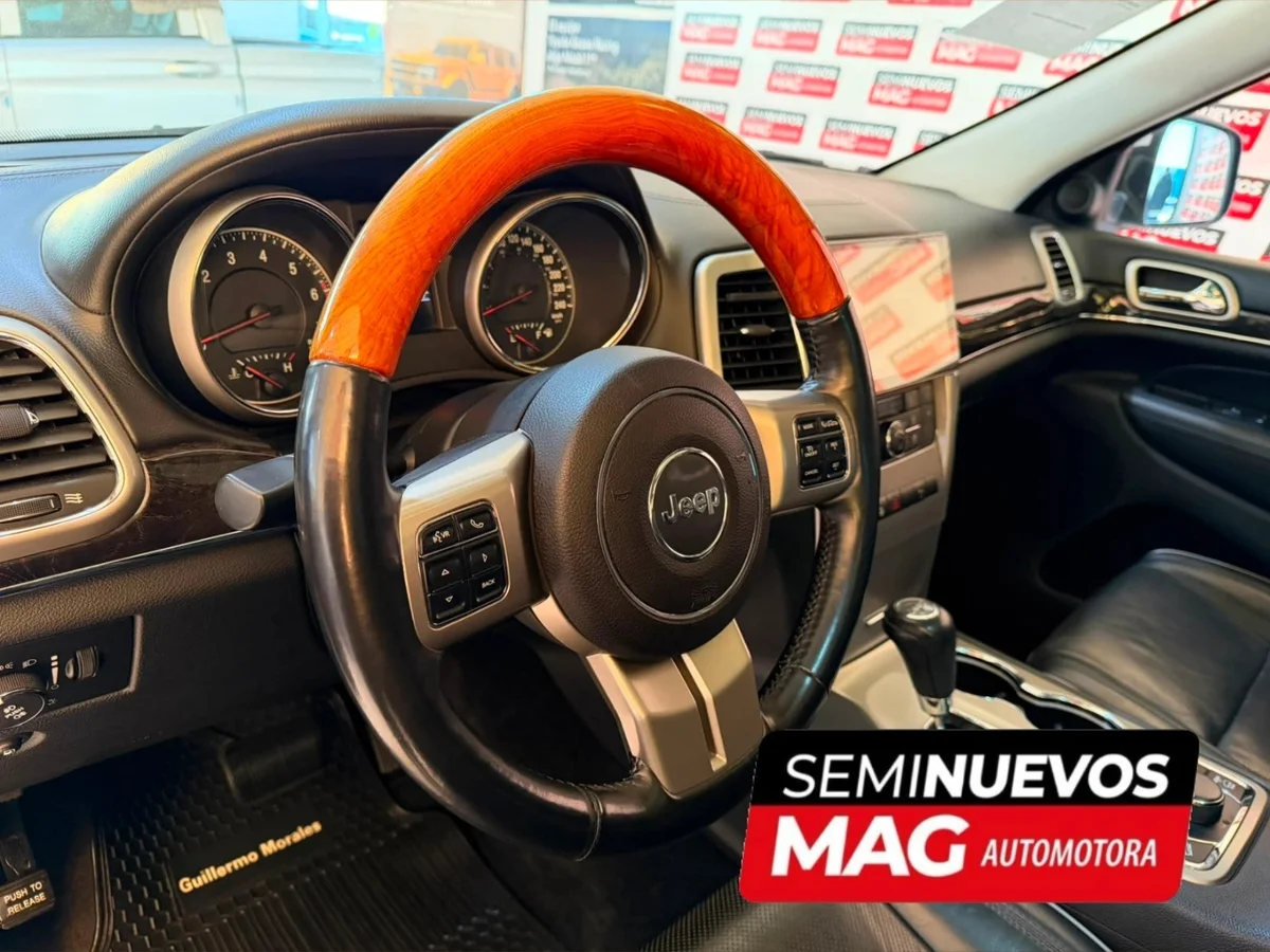 JEEP GRAND CHEROKEE OVERLAND 5.7 2012 - Miniatura 10