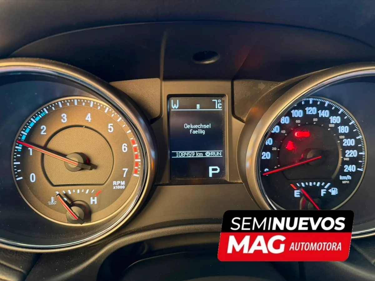 JEEP GRAND CHEROKEE OVERLAND 5.7 2012 - Miniatura 11