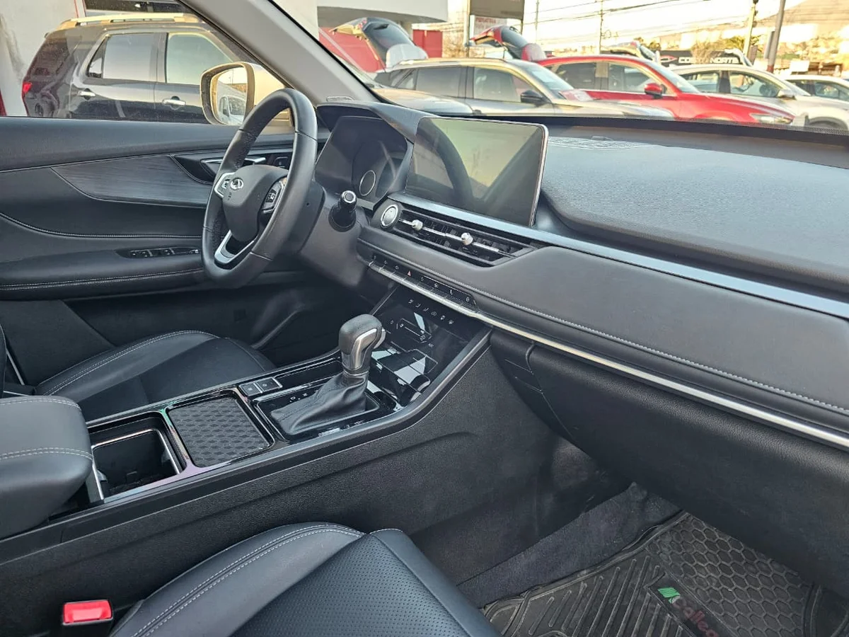 Chery Tiggo 3 Pro — foto 7 de 10
