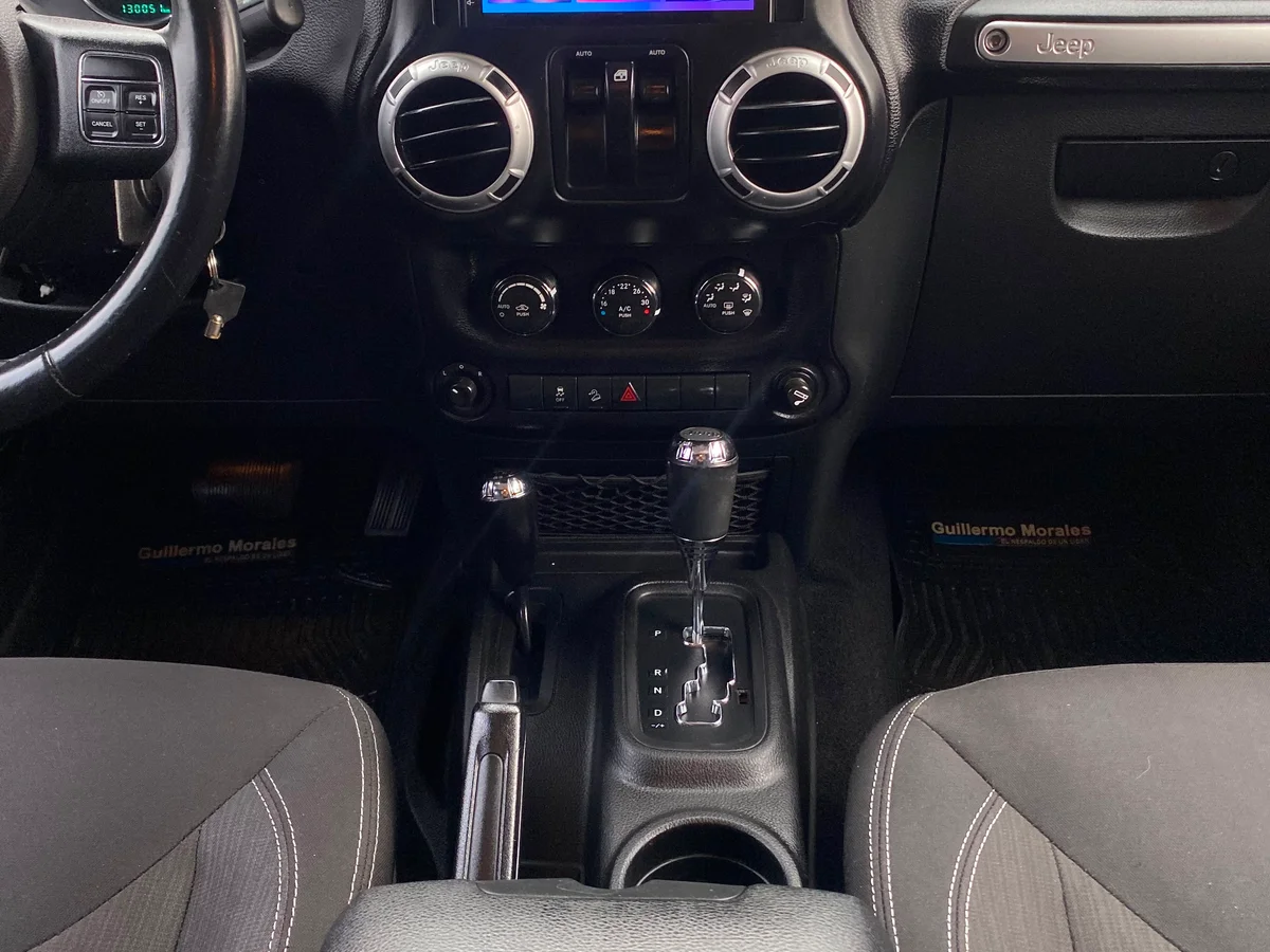 JEEP WRANGLER RUBICON 4X4 3.6 AUT 2016 - Miniatura 2