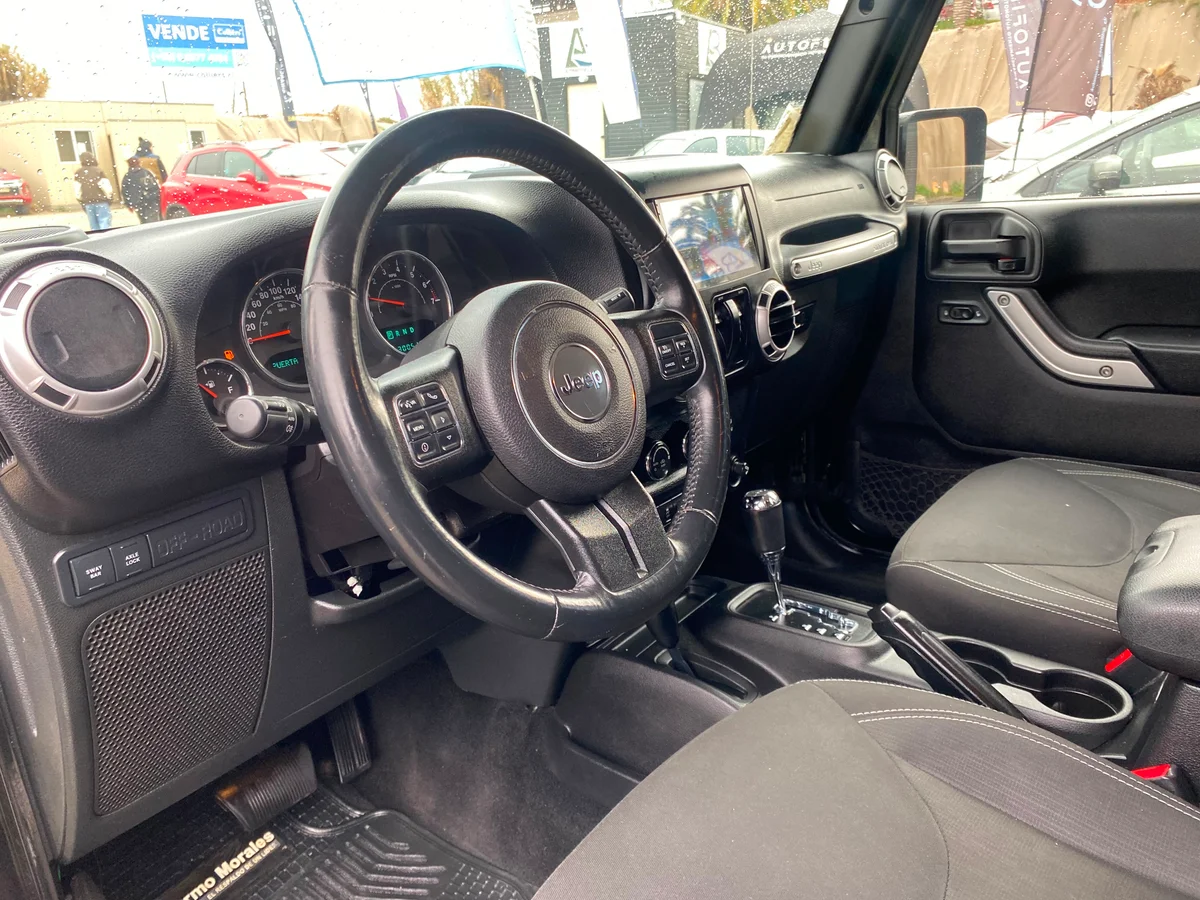 JEEP WRANGLER RUBICON 4X4 3.6 AUT 2016 - Miniatura 7