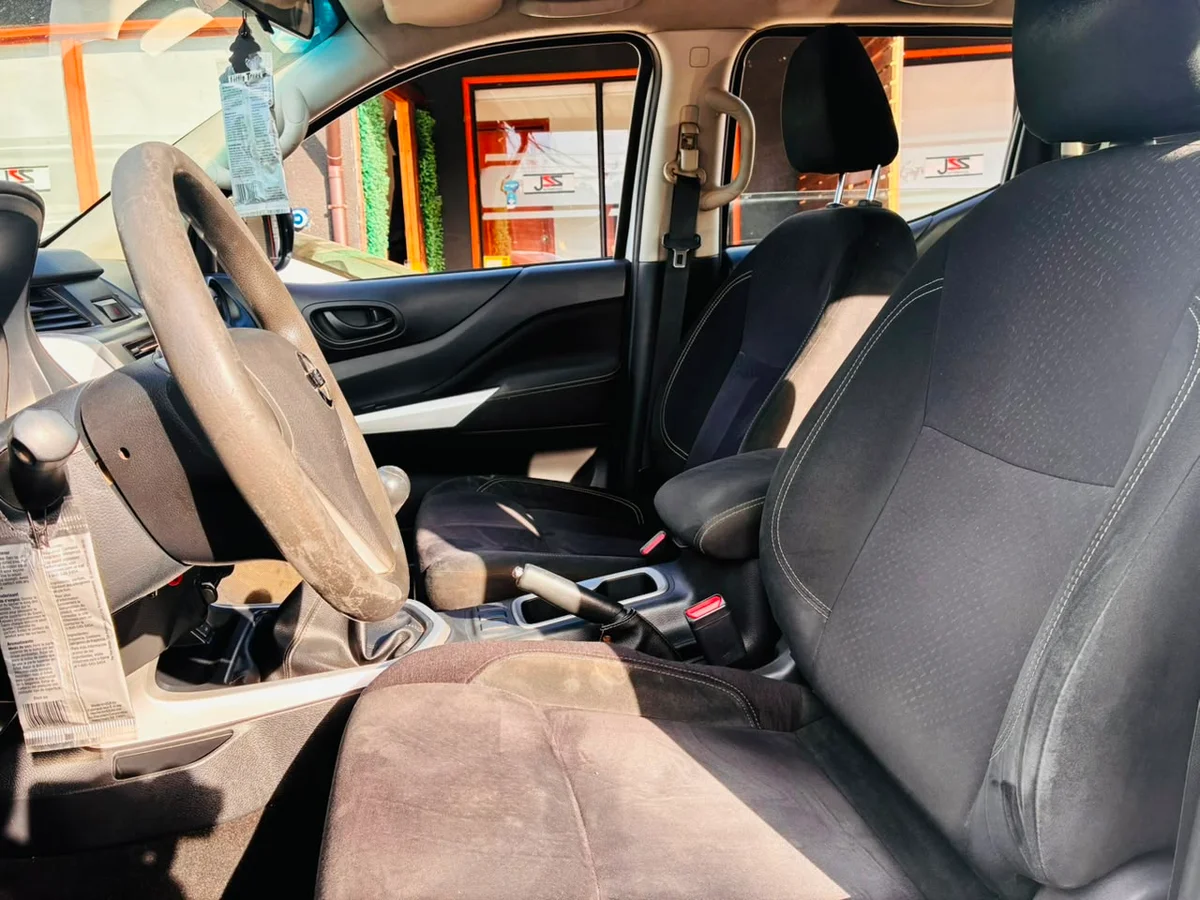NISSAN Np300 2.3 S DIESEL 4WD CAB. SIM. MT 2P 2018