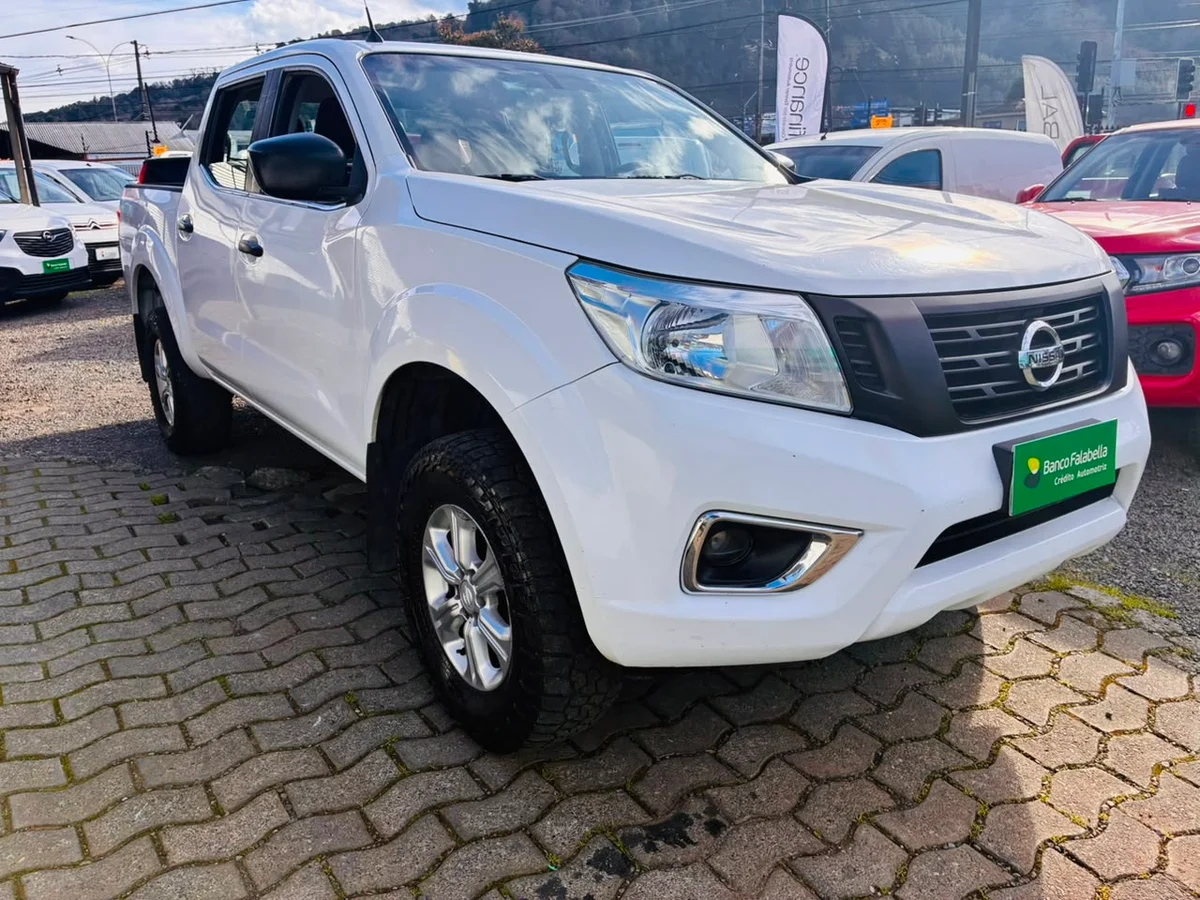 NISSAN Np300 2.3 S DIESEL 4WD CAB. SIM. MT 2P 2018 - Miniatura 9