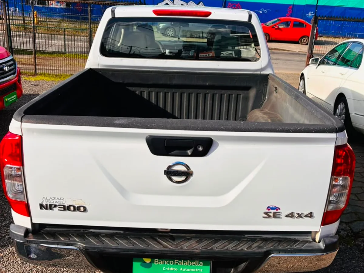 NISSAN Np300 2.3 S DIESEL 4WD CAB. SIM. MT 2P 2018 - Miniatura 16