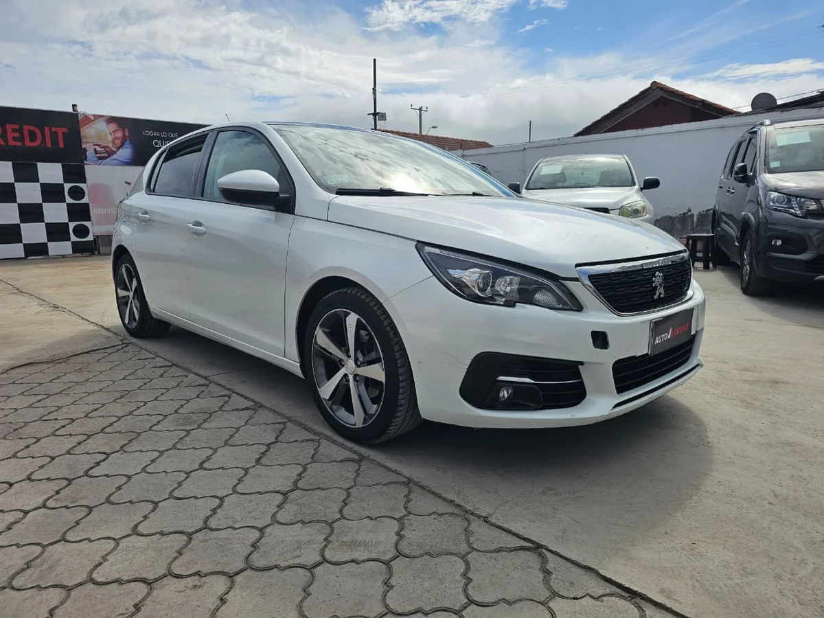 Peugeot 308 Allure — foto 3 de 11