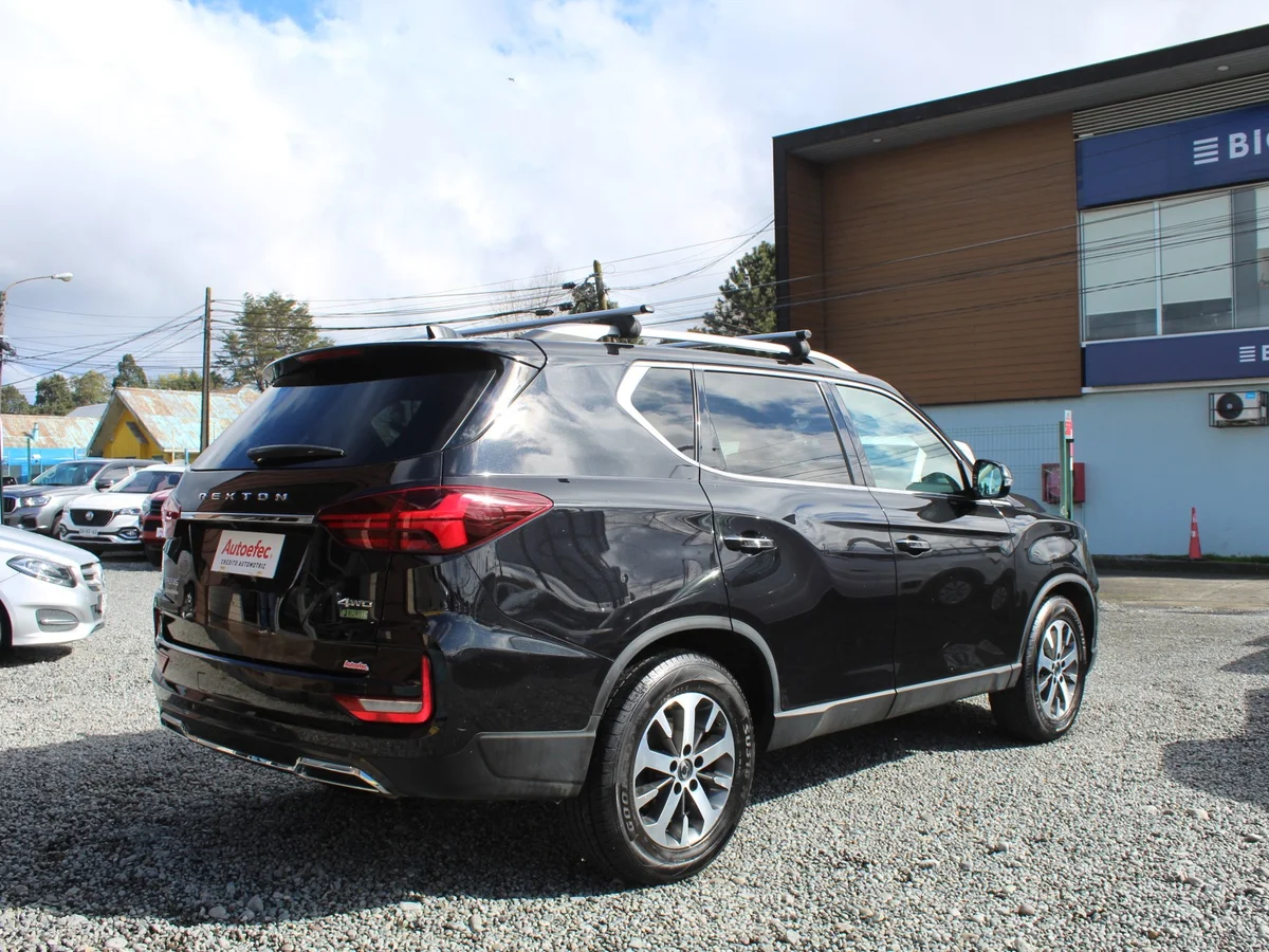 SsangYong Rexton 2.2D — foto 10 de 15