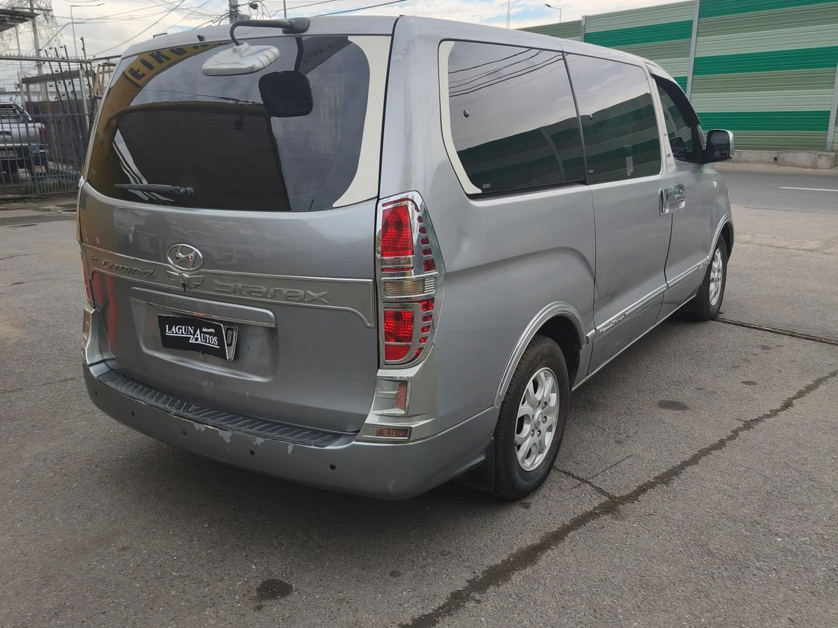 Hyundai Grand Starex 2.5 Clase B — foto 4 de 10