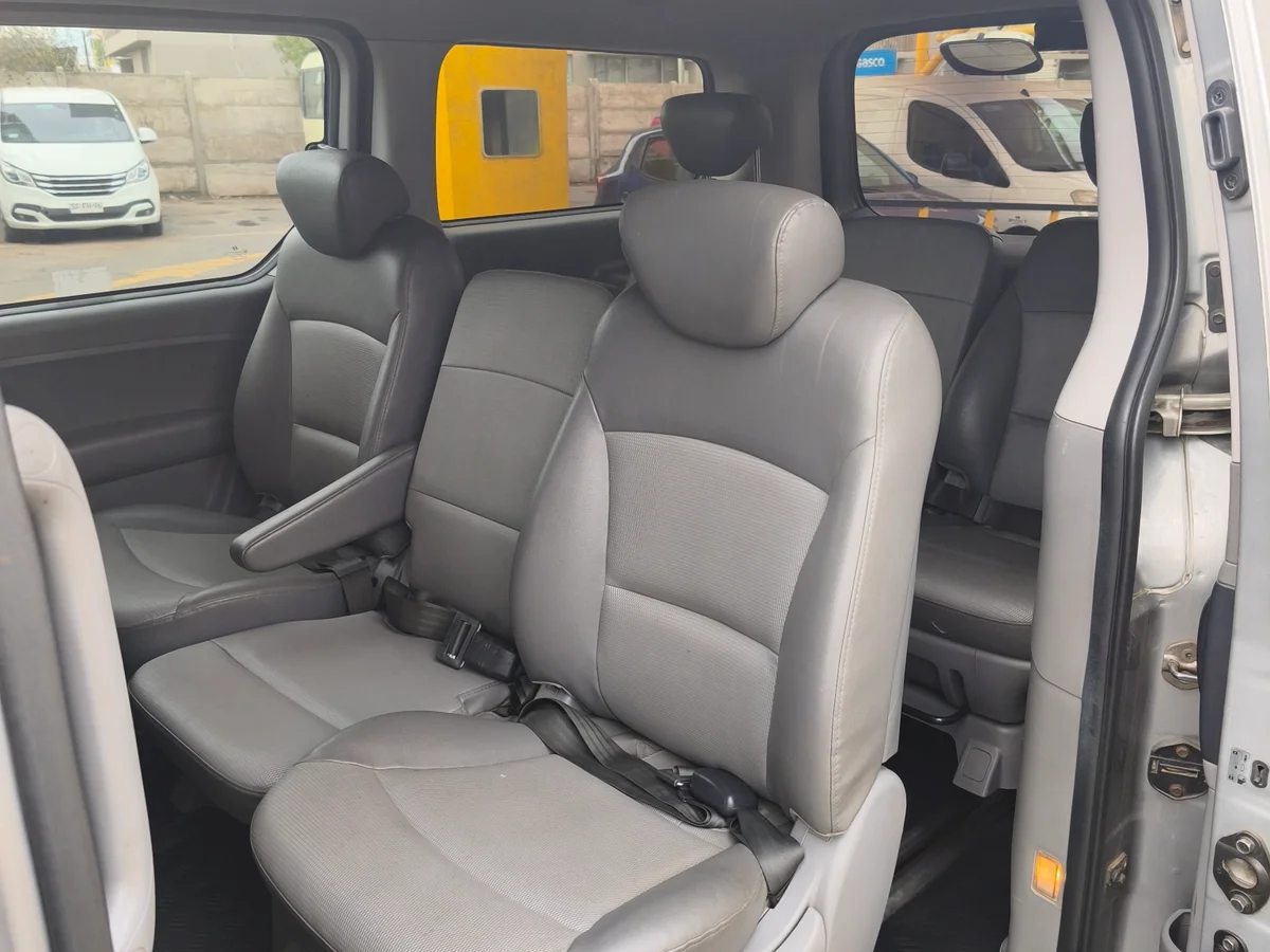 Hyundai Grand Starex 2.5 Clase B — foto 6 de 10