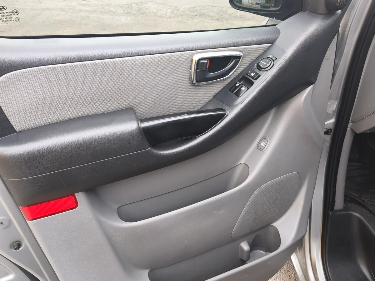Hyundai Grand Starex 2.5 Clase B — foto 9 de 10