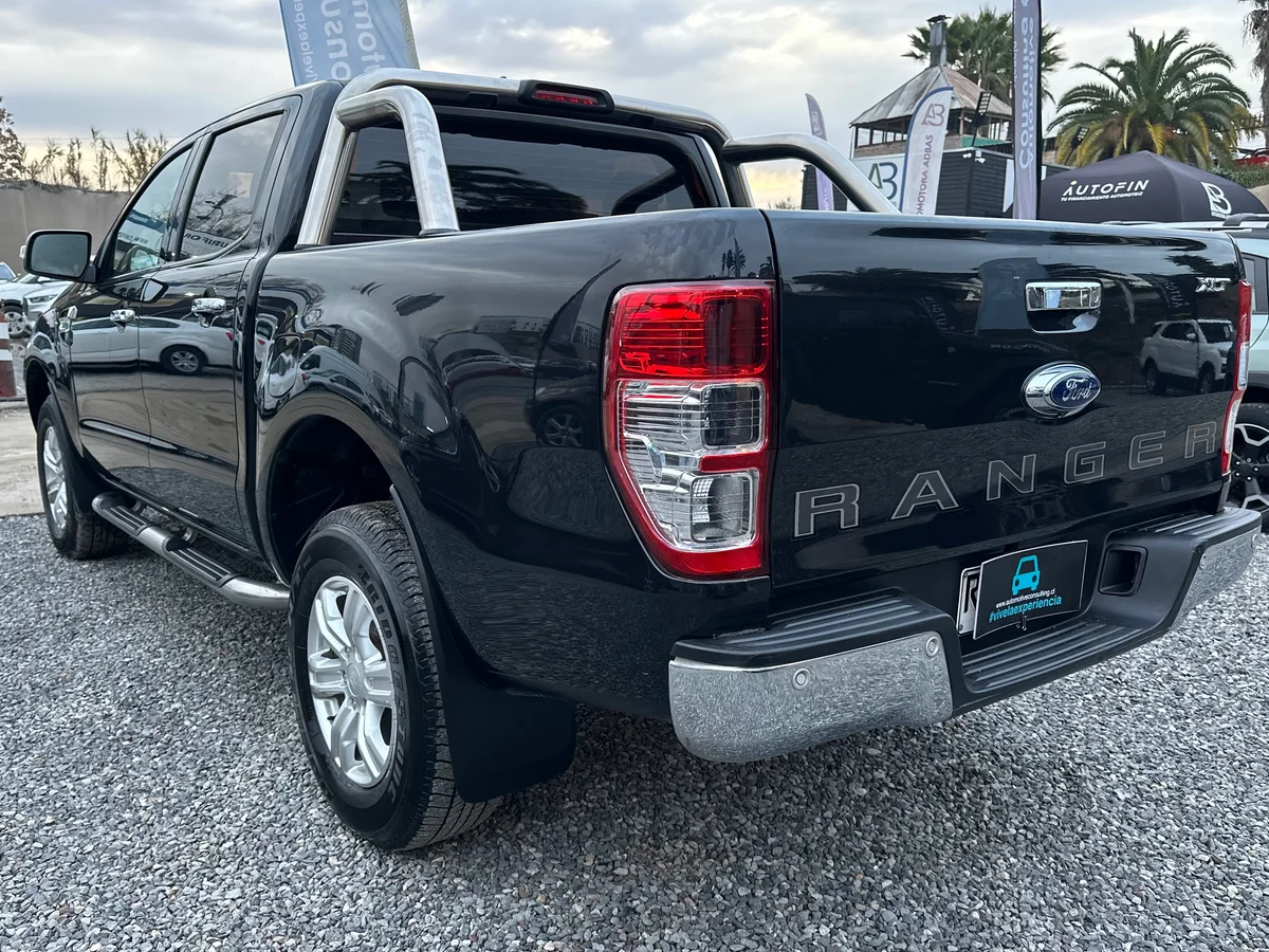FORD Ranger XLT 3.2 2022 - Miniatura 6