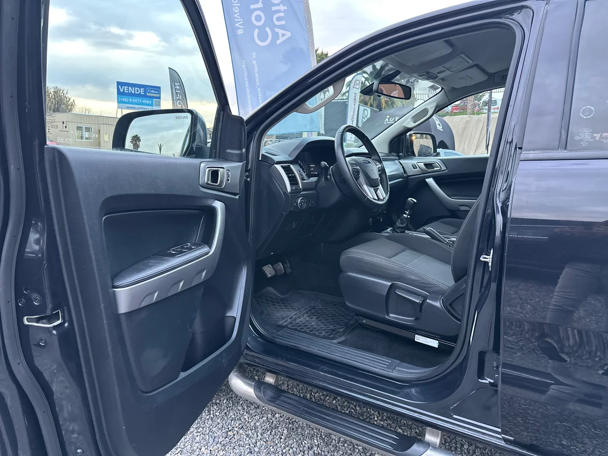 FORD Ranger XLT 3.2 2022 - Miniatura 12