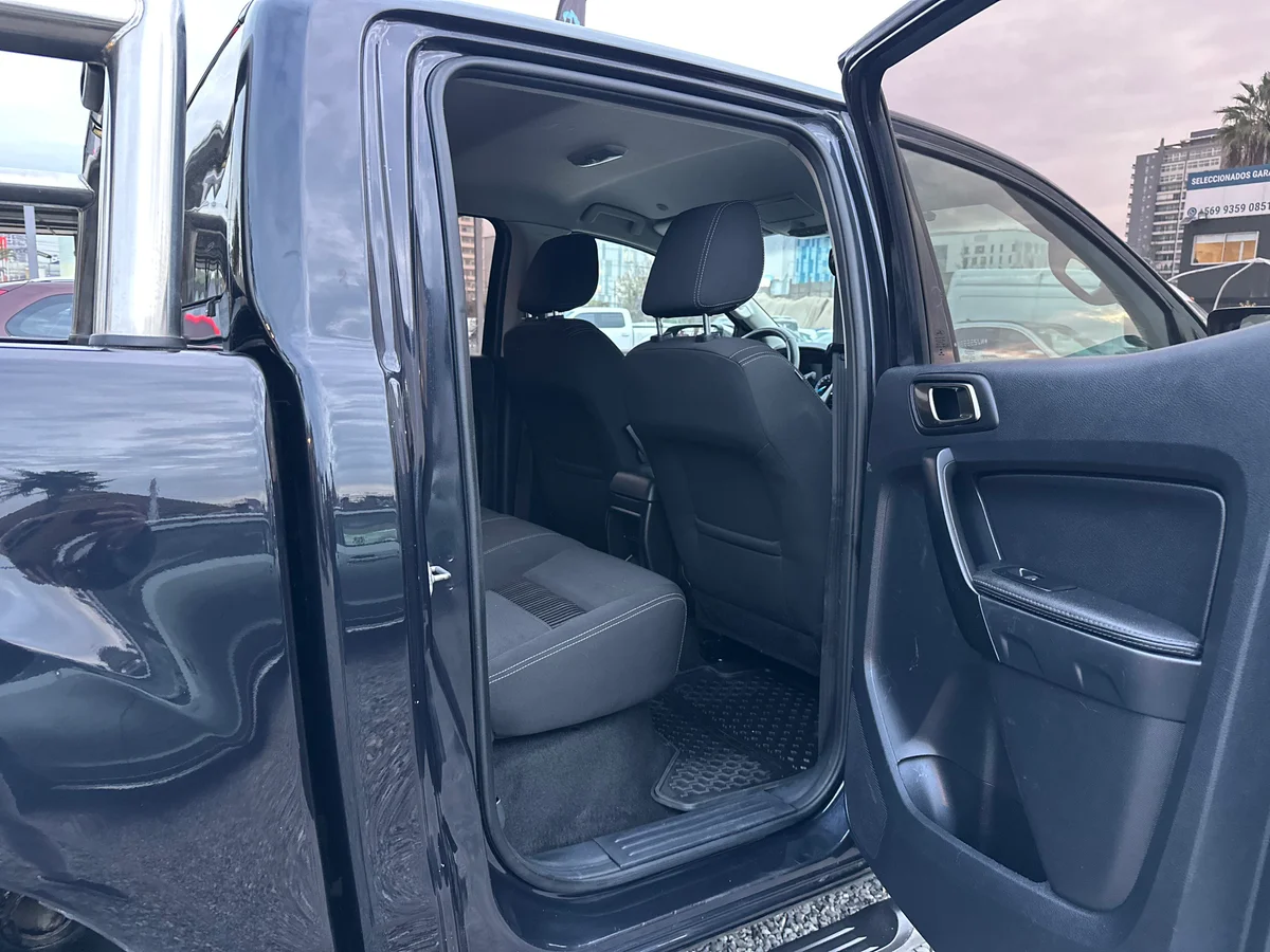 FORD Ranger XLT 3.2 2022 - Miniatura 16