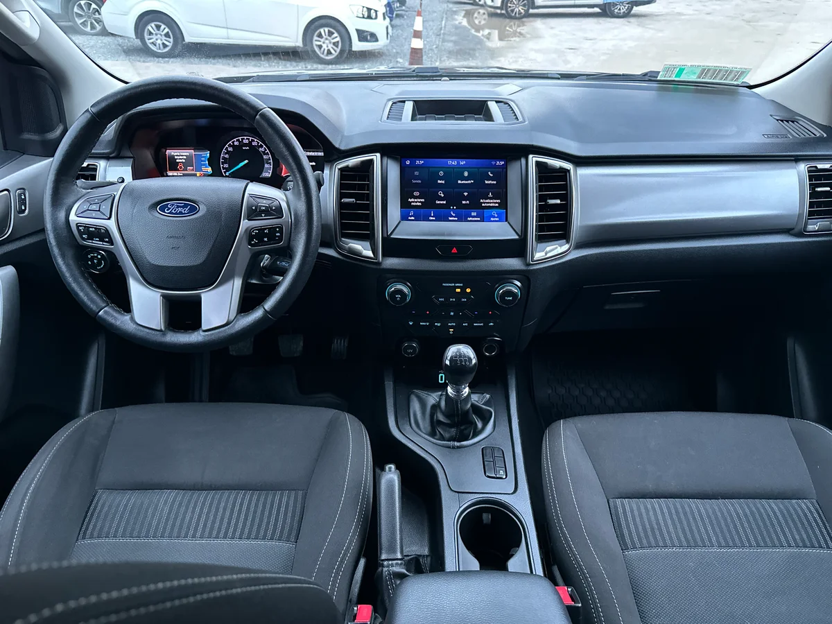 FORD Ranger XLT 3.2 2022 - Miniatura 22