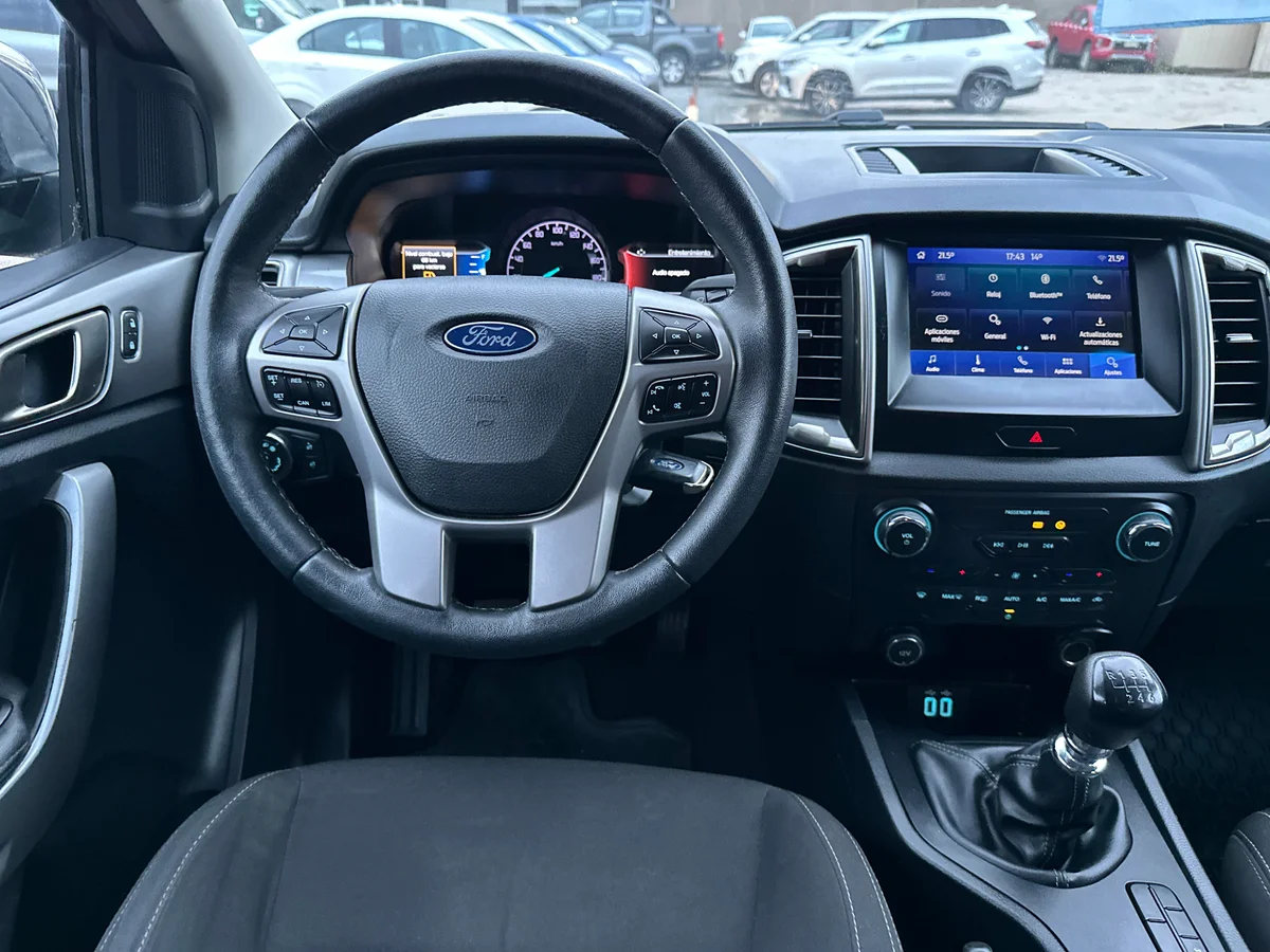 FORD Ranger XLT 3.2 2022 - Miniatura 25