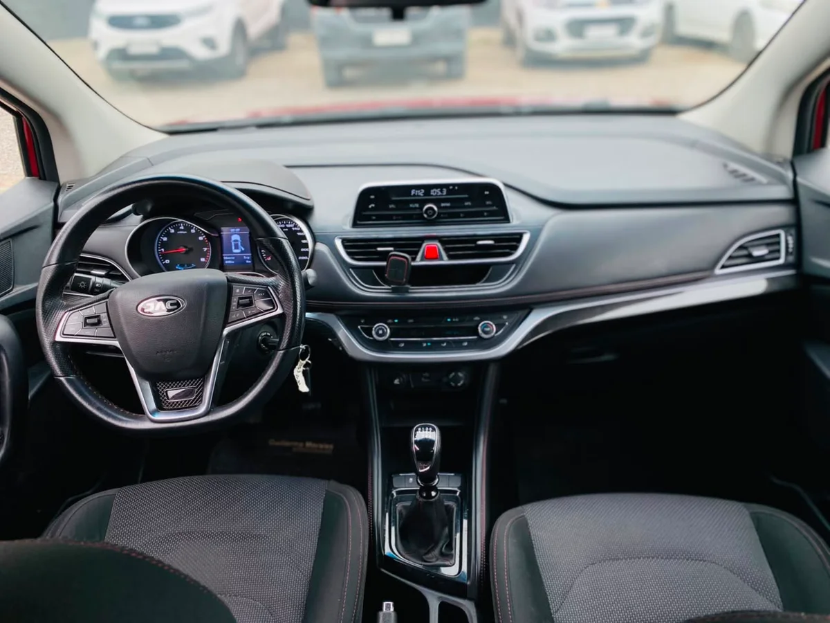 JAC Js3 — foto 4 de 11