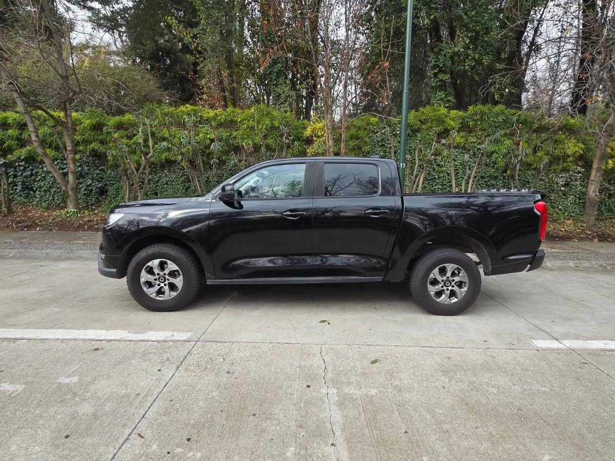 Great Wall Poer 2.0L Diésel Deluxe MT 4X4 DCAB año 2023 - Miniatura 4