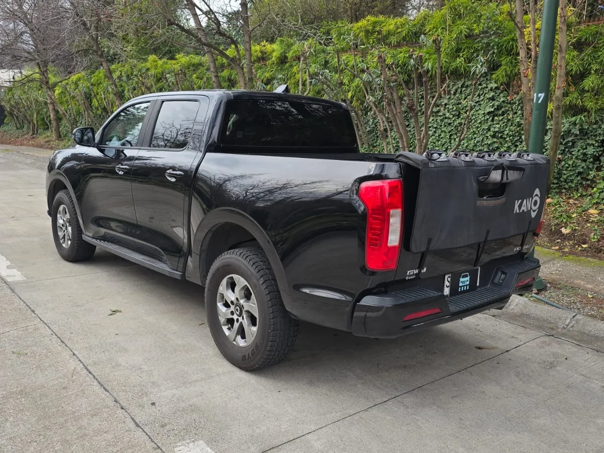 Great Wall Poer 2.0L Diésel Deluxe MT 4X4 DCAB año 2023 - Miniatura 5