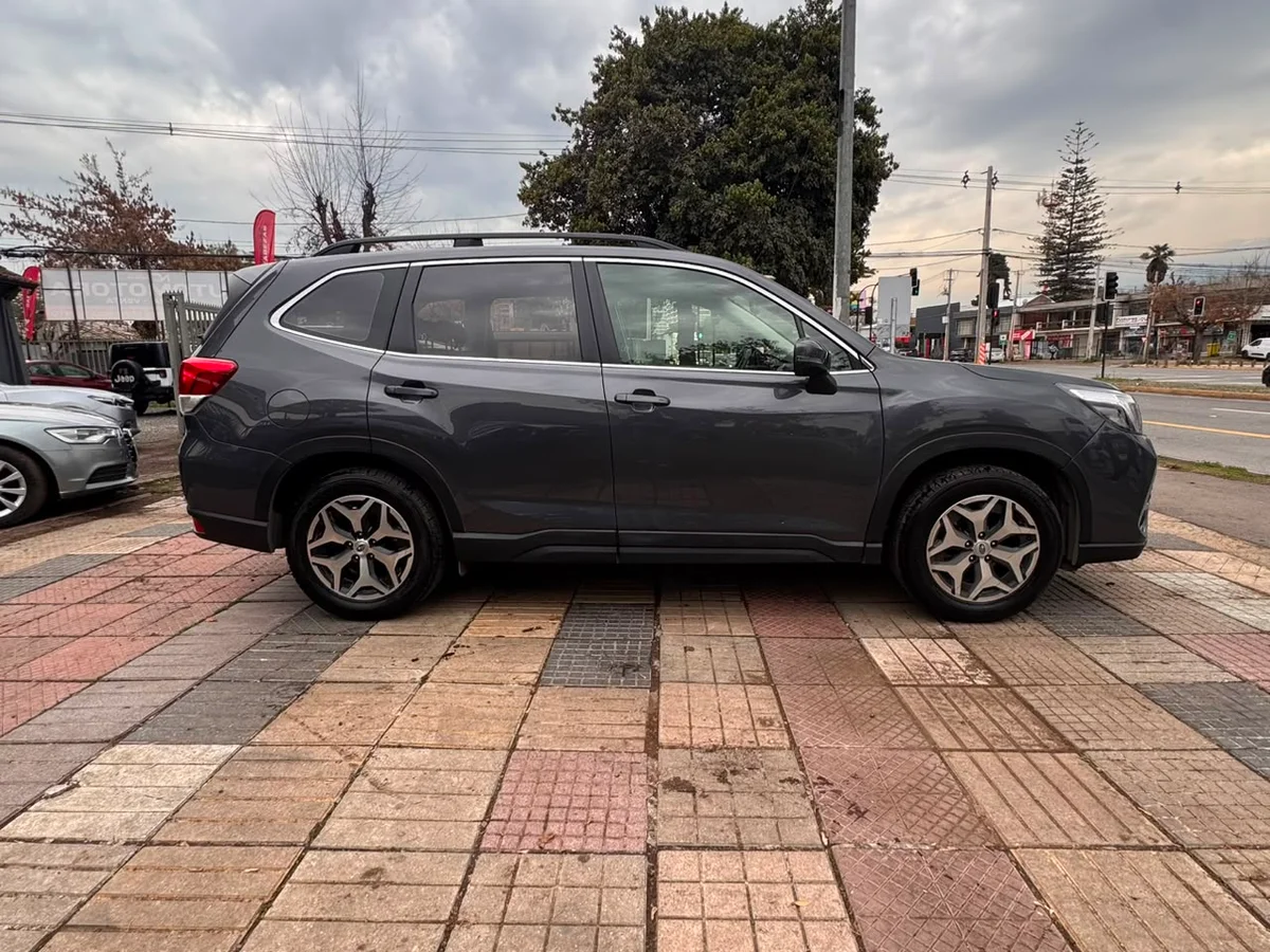 SUBARU Forester 2.0 CVT 2021