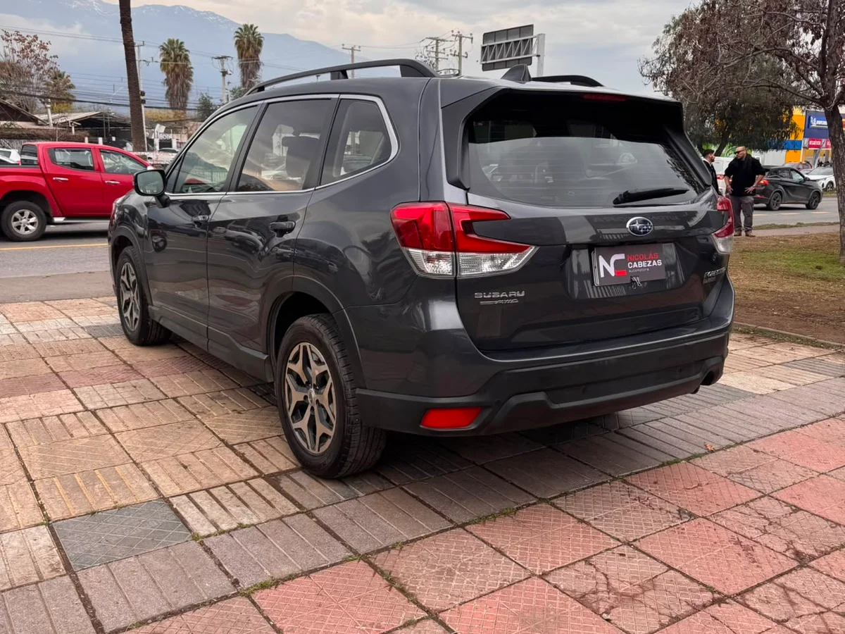 SUBARU Forester 2.0 CVT 2021