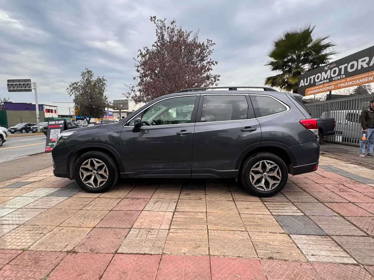 SUBARU Forester 2.0 CVT 2021