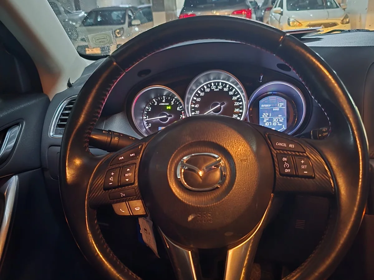 MAZDA Cx-5 2.0L AT R 4X2 año 2017 - Miniatura 7