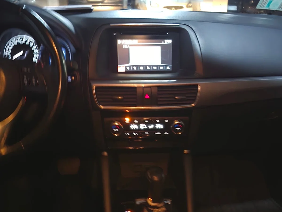 MAZDA Cx-5 2.0L AT R 4X2 año 2017 - Miniatura 8