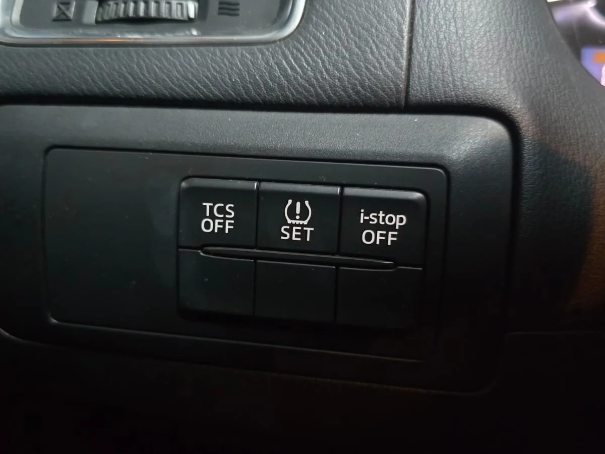 MAZDA Cx-5 2.0L AT R 4X2 año 2017 - Miniatura 15