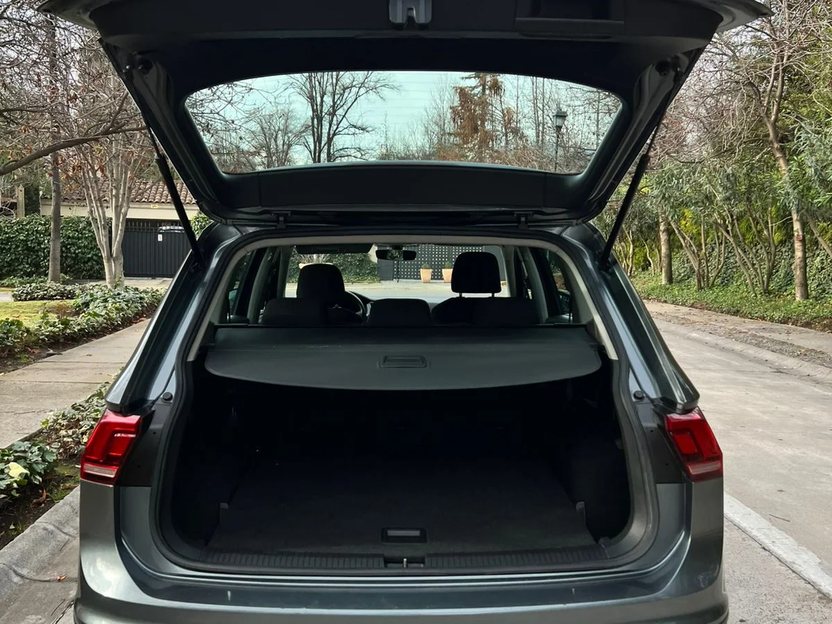 VOLKSWAGEN Tiguan TSI 1.4 AT COMFORTLINE 5p año 2019 - Miniatura 7
