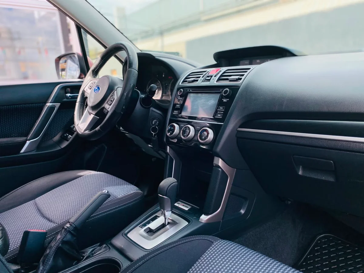 Subaru Forester 2.0I — foto 12 de 15