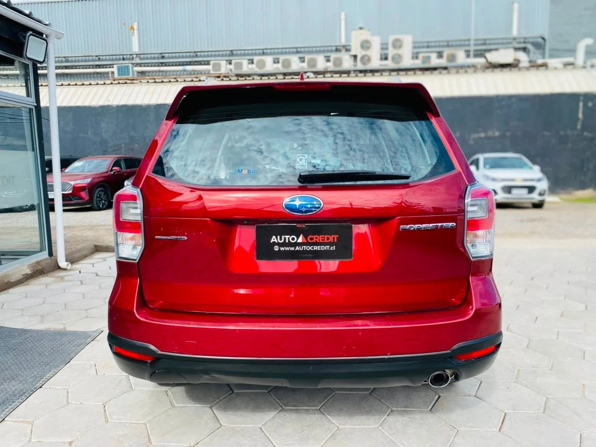 Subaru Forester 2.0I — foto 14 de 15
